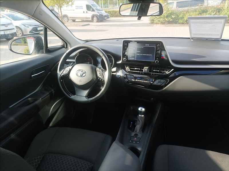 Toyota C-HR 1,8 Comfort - fotka 7 z 20