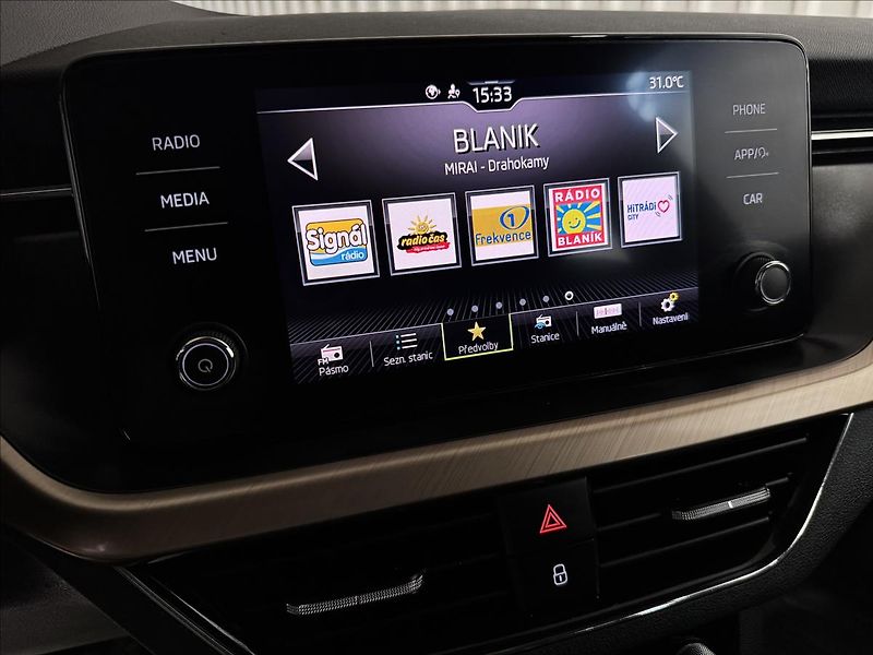 Škoda Scala 1.0TGI STYLE ACC 2XKOLA LED - fotka 19 z 37