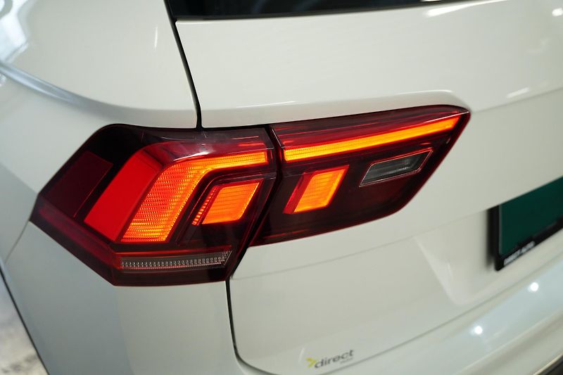 Volkswagen Tiguan - fotka 10 z 31