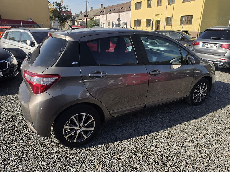 Toyota Yaris 1.5 VVti Y20 Kamera  - fotka 4 z 21
