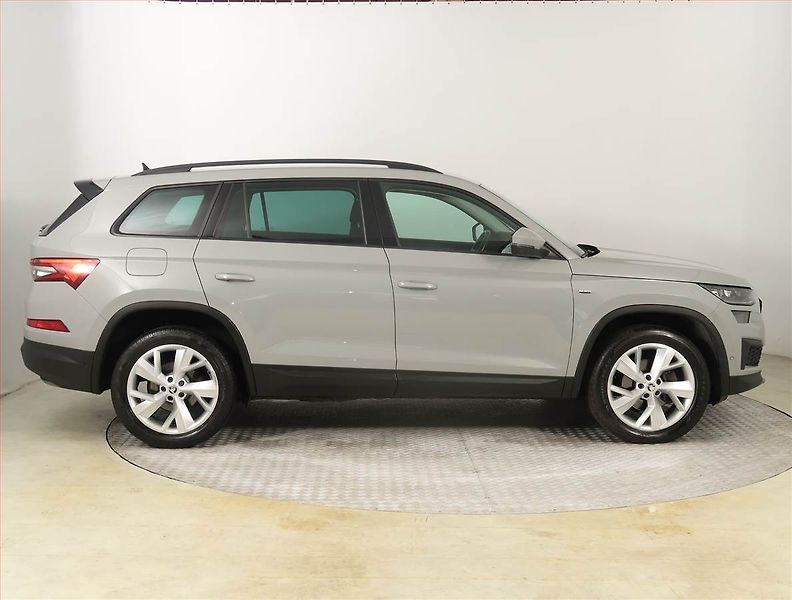 Škoda Kodiaq (2022) 2.0 TDI - fotka 6 z 21