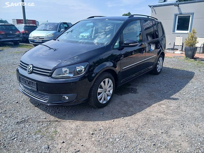 Volkswagen Touran (2012) 1.4 TSI, 7 míst - fotka 1 z 34