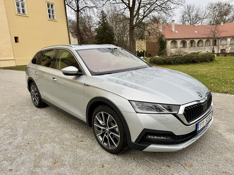 Škoda Octavia (2024) SCOUT 2,0Tdi 147kw-4x4 Panoram - fotka 3 z 49