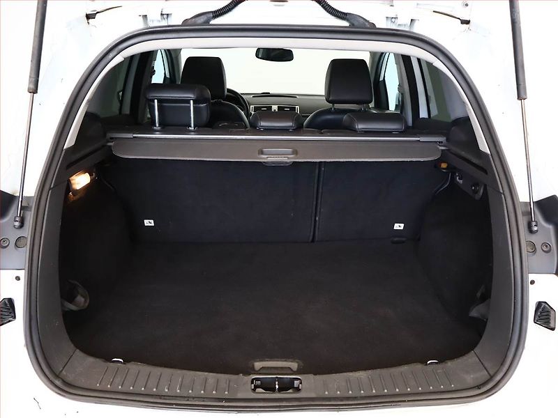 Ford Kuga (2009) 2.0 TDCi, 4X4, Serv.kniha - fotka 11 z 17