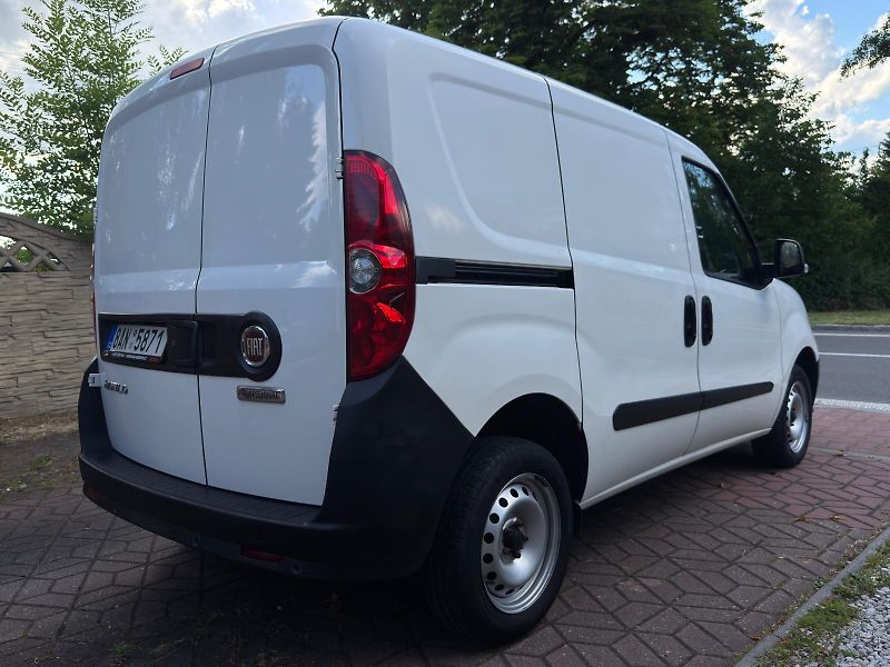 Fiat Dobló cargo 1.3 ČR 1.MAJ, DPH NEHAVAROVÁNO - fotka 6 z 25