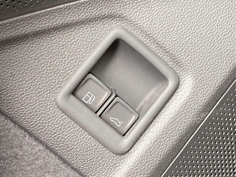 Škoda Superb (2025) Combi 1.5 TSI DSG L&K - fotka 26 z 41