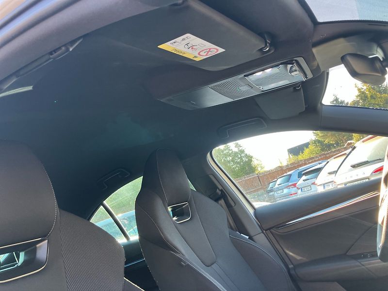 Škoda Octavia (2022) 1.5TSI 110kW STYLE SPORTline - fotka 31 z 36