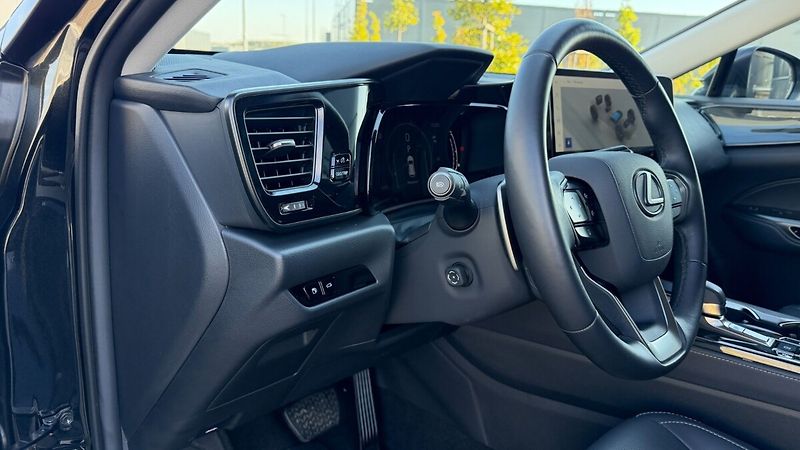 Lexus NX 350h 350H 2,5 HEV EXECUTIVE TOP - fotka 11 z 26