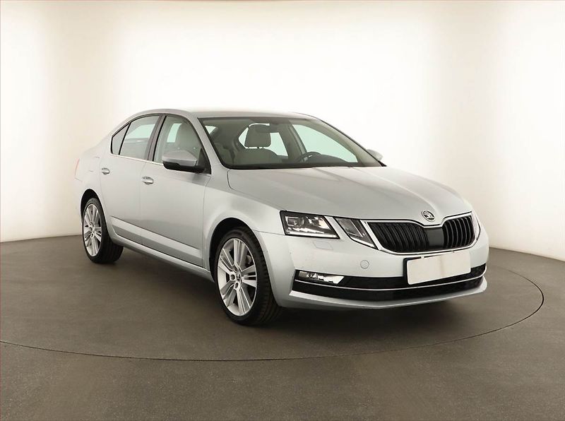 Škoda Octavia (2017) Style 1.6 TDI, Automat, ČR - fotografie inzerátu