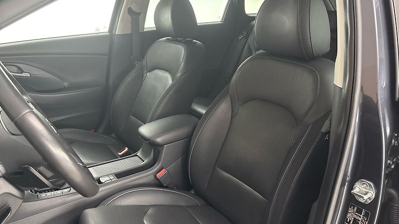 Hyundai i30 1.5 T-GDI AUT Style Kombi - fotka 15 z 28