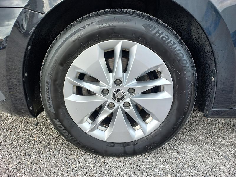 Škoda Octavia (2022) 2.0TDi 85kW ČR DPH - fotka 16 z 20