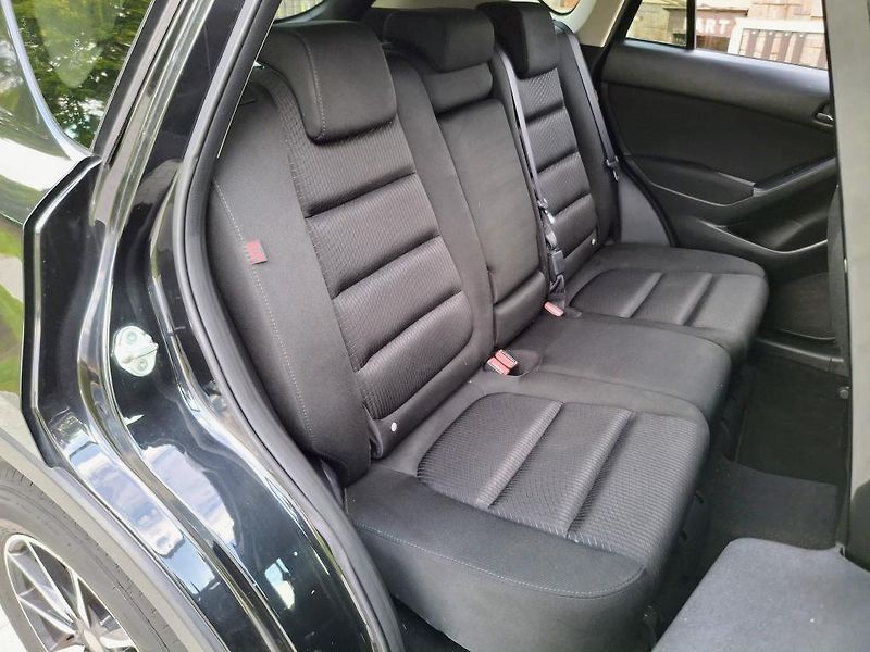 Mazda CX-5 2.0 benzin Rezervace - fotka 35 z 48