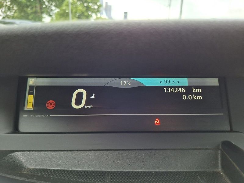 Renault Scénic 1,4 TCe 130k M6 - fotka 18 z 23