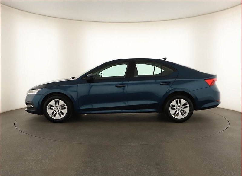 Škoda Octavia (2020) Ambition 2.0 TDI, Serv.kniha - fotka 3 z 13