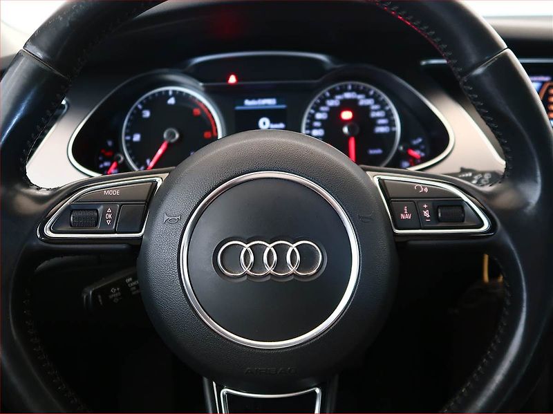 Audi A4 Allroad (2012) 2.0 TDI, 4X4, Serv.kniha - fotka 15 z 15