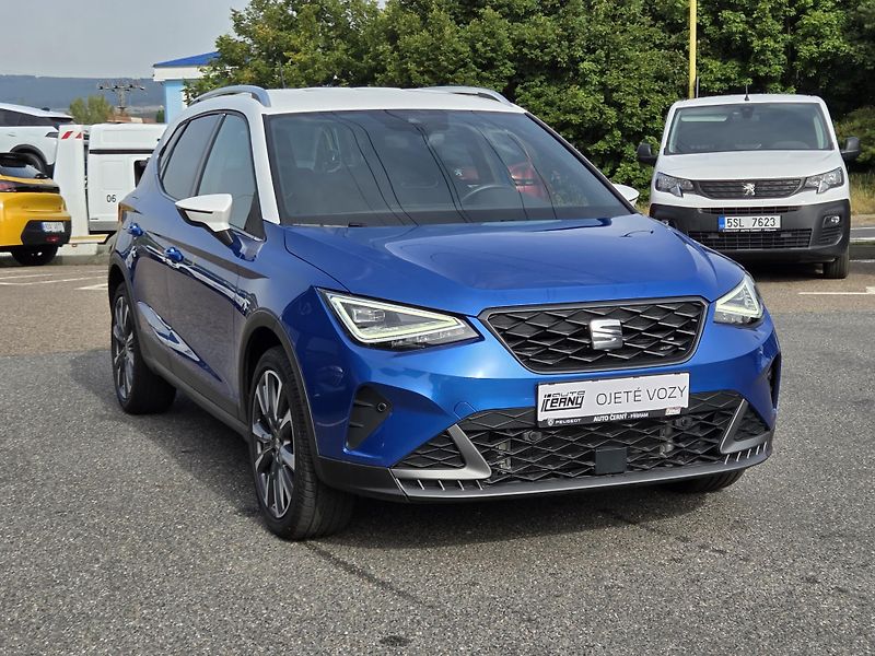 Seat Arona (2025) 1.0 TSi 115 FR MAN6 - fotka 7 z 28