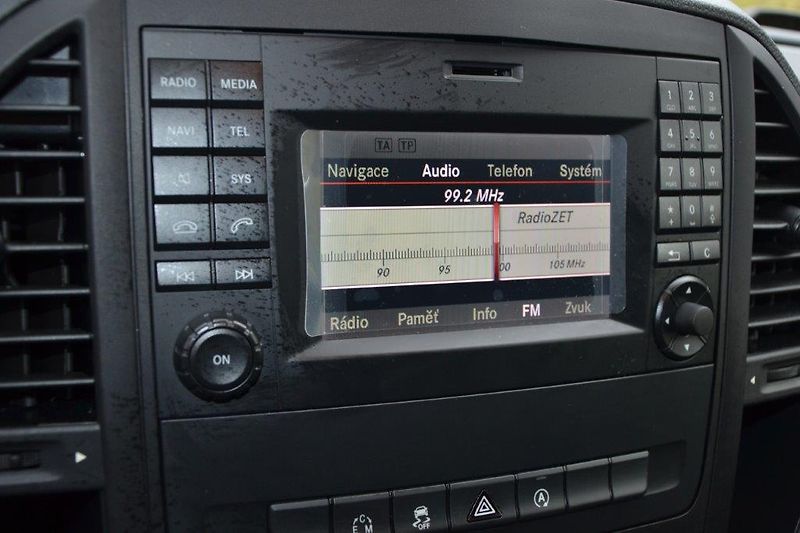 Mercedes-Benz Vito  7G automat najeto 25 t. km  - fotka 13 z 39