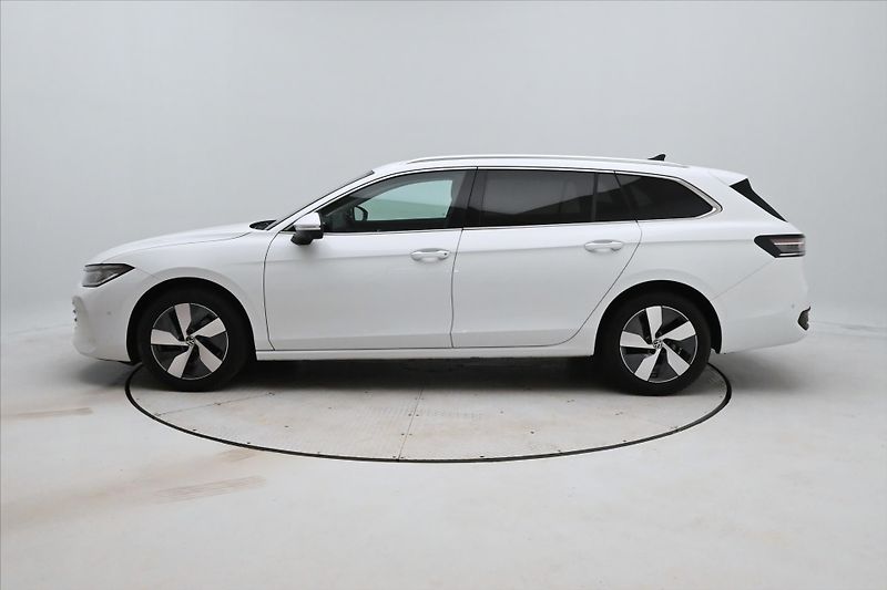 Volkswagen Passat 2,0 TDI 110 kW DSG Business Zá - fotka 8 z 33