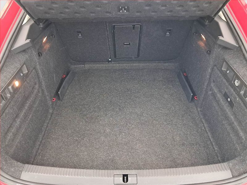 Škoda Superb (2016) 2.0 TDI, Tempomat - fotka 14 z 22