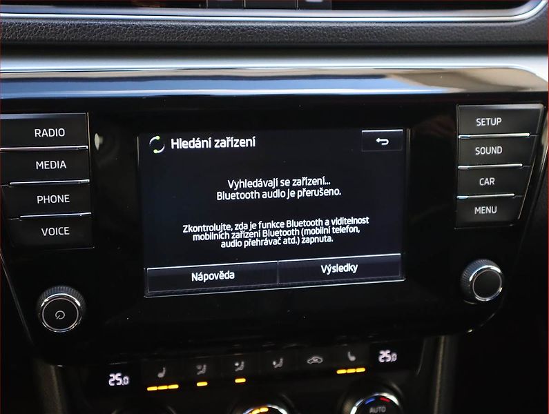 Škoda Superb (2015) 2.0 TDI, Automat, Bi-Xenony - fotka 19 z 20