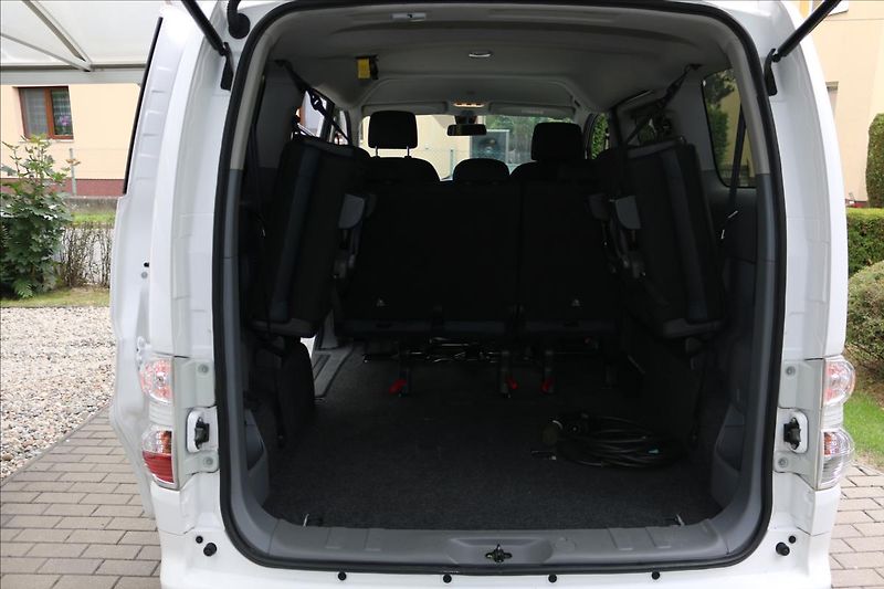 Nissan e-NV200 0,0 80KW,EL, Automat,7míst DPH - fotka 41 z 53