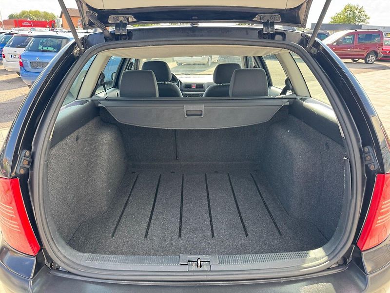 Škoda Octavia (2009) 1.9 TDI 74kW - fotka 21 z 33