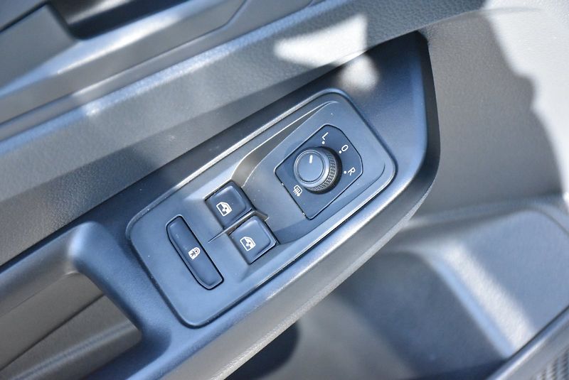 Volkswagen Caddy (2022) 2.0 TDI 90kW - fotka 33 z 34