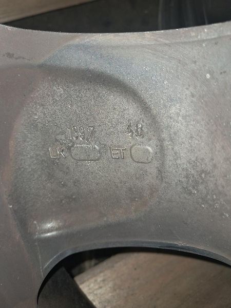 Kia Sorento alu kola 8Jx18 5x139 - fotka 7 z 7