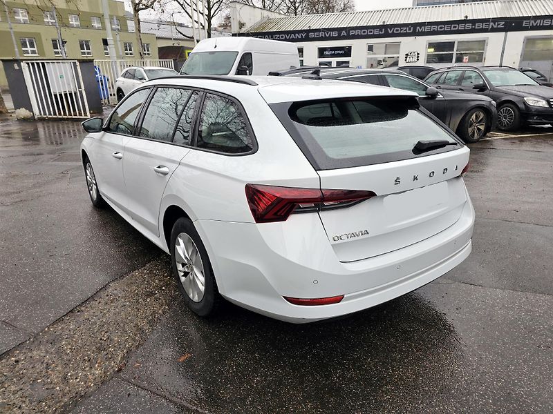 Škoda Octavia 2.0TDI 110kW kombi automat  - fotka 7 z 31