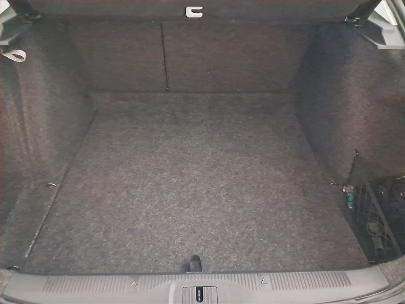 Škoda Octavia (2010) Ambiente 1.6 TDI, Serv.kniha - fotka 14 z 15