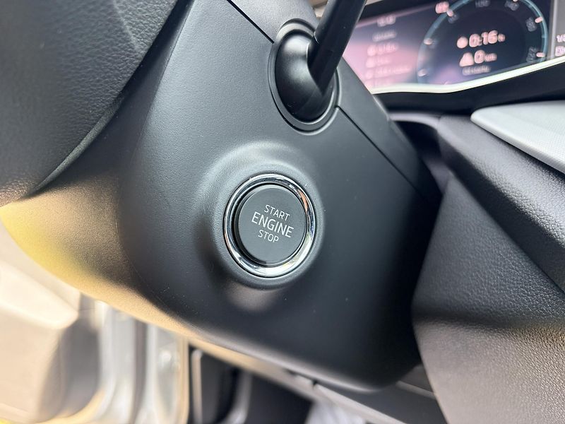 Škoda Octavia 2.0TDI DSG 4x4 STYLE - fotka 18 z 44