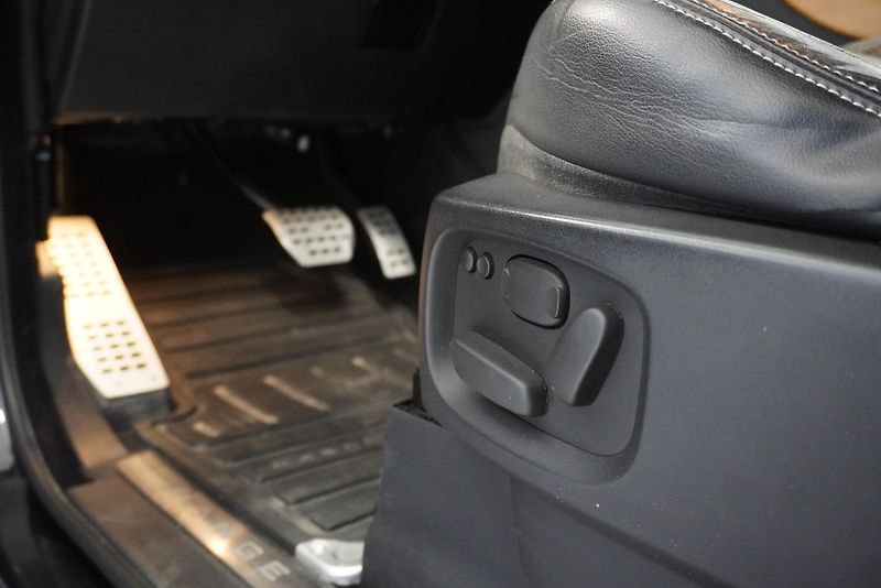 Land Rover Range Rover Sport 3,0D HSE AUTOMAT - fotka 14 z 36