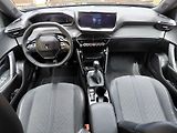 Peugeot 2008 (2024) 1.2i PureTech 110, 6-ti rychl. - náhled 4