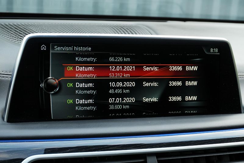 BMW Řada 7 740d xDrive, Laser, Ventilace - fotka 20 z 42