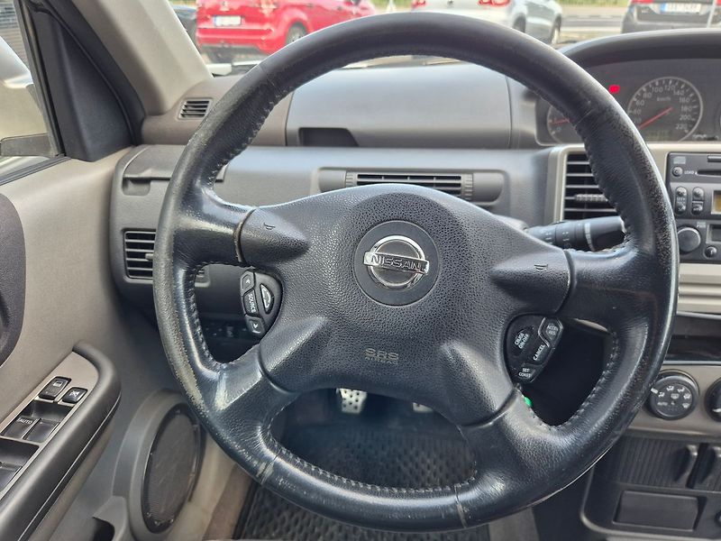 Nissan X-Trail 2.2dCi 100kW,nová STK, tažné - fotka 14 z 29