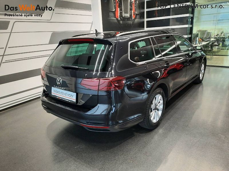 Volkswagen Passat Variant (2023) Business 2.0 TDI (110kW/150k) - fotka 2 z 30
