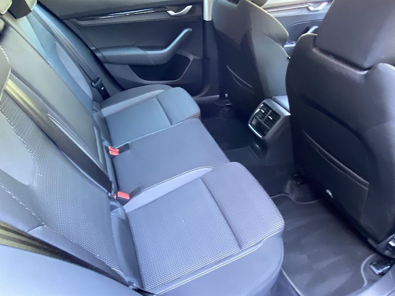 Škoda Octavia (2025) 1.5 TSI DSG Selection - fotka 11 z 34
