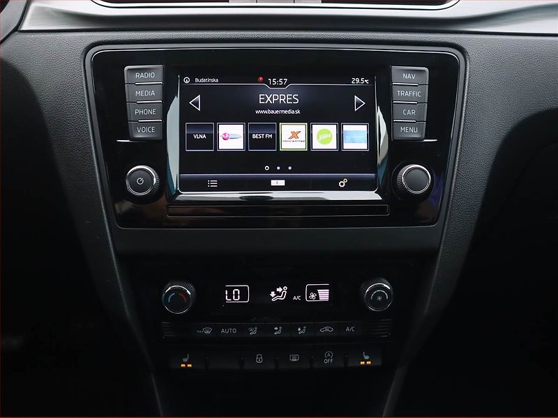 Škoda Rapid (2018) 1.2 TSI, Navi, Bi-Xenony - fotka 12 z 20