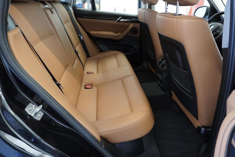 BMW X3  2,0 XDRIVE28I AUT. - fotka 26 z 29
