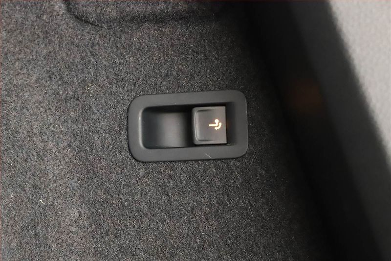 Seat Ateca (2022) 2.0 TSI 4Drive - fotka 11 z 21