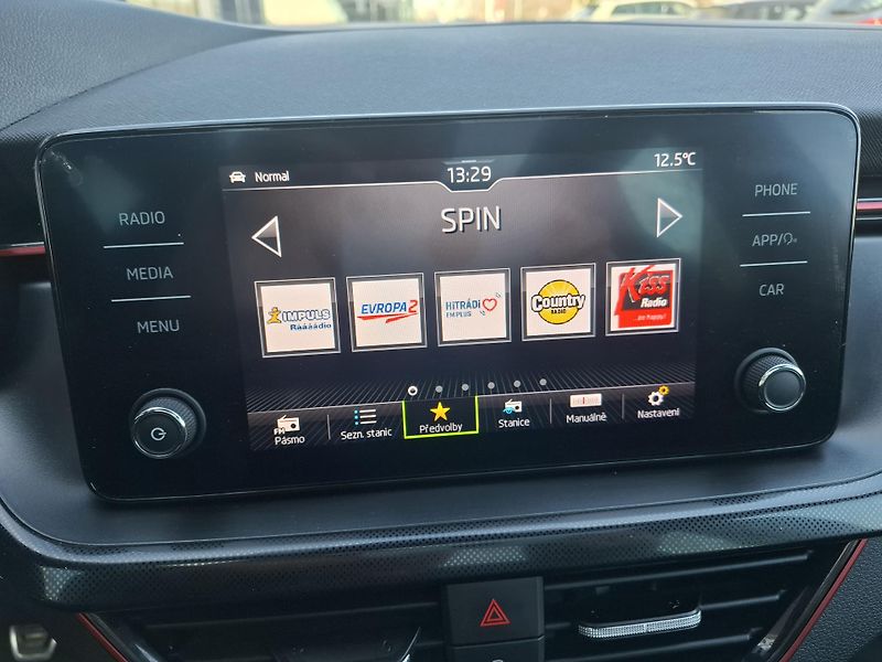 Škoda Kamiq (2020) 1.6 TDI,Monte Carlo,CZ,Top  - fotka 17 z 23
