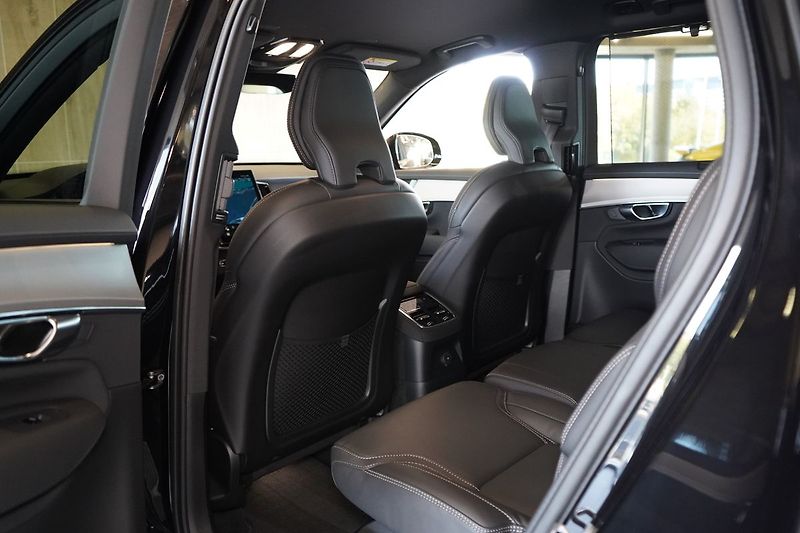 Volvo XC90 T8 PLUS Black Edition, Vzduch - fotka 43 z 50