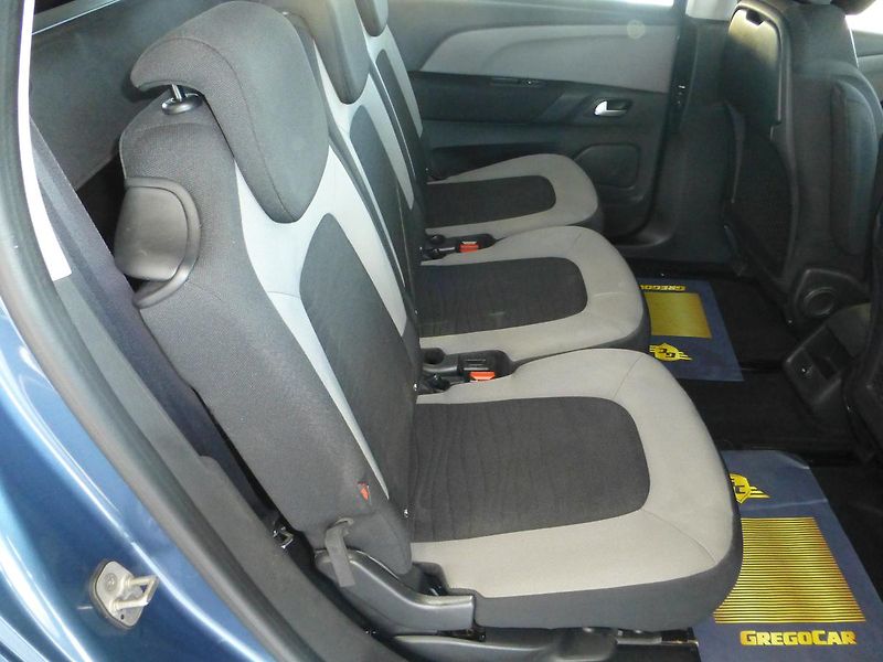 Citroën Grand C4 Picasso (2015) 1,6HDI*DIGI*NAVIGACE*ALU*7MIST - fotka 23 z 29