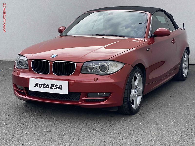 BMW Řada 1 (2009) 2.0d 123d, Xenon, AC, tempo - fotka 3 z 16