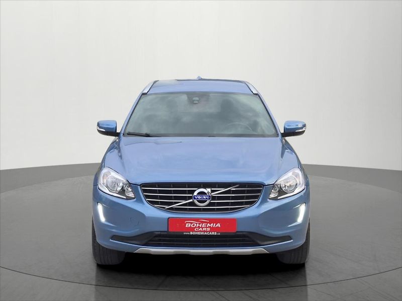 Volvo XC60 2,4 D5 140Kw Summum AWD AT DPH - fotka 2 z 22