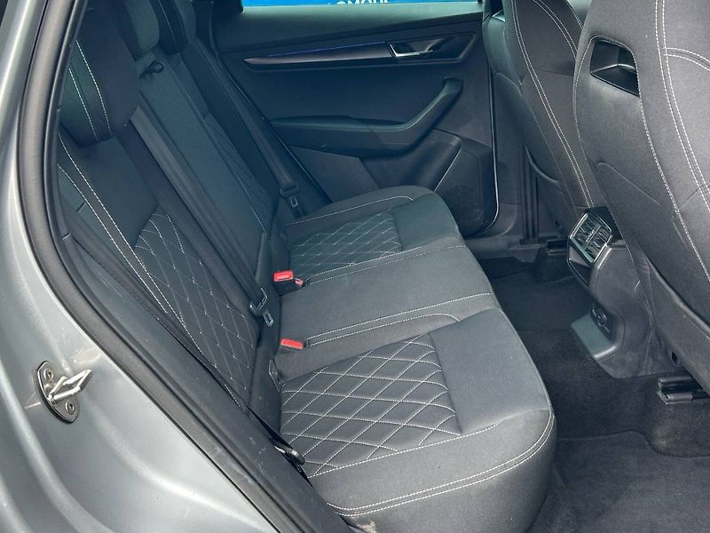 Škoda Karoq (2022) 1.5 TSI 7DSG Sportline - fotka 27 z 35