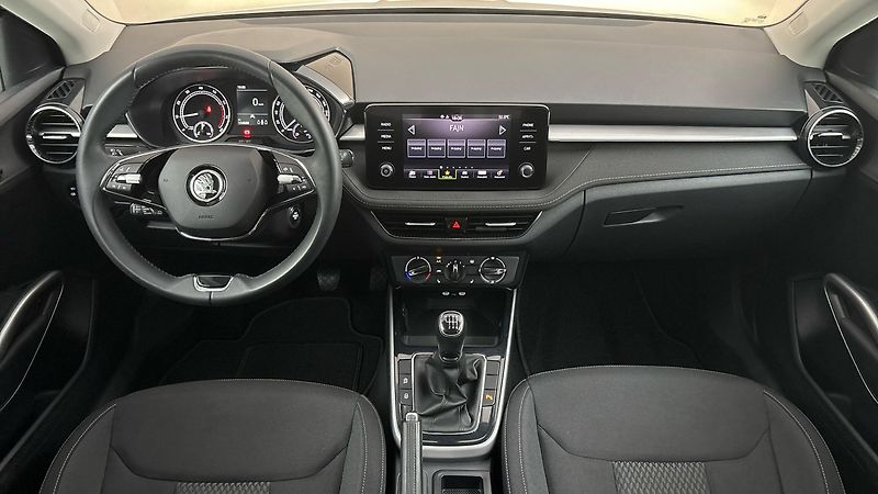 Škoda Fabia 1.0 TSI Style - fotka 8 z 23