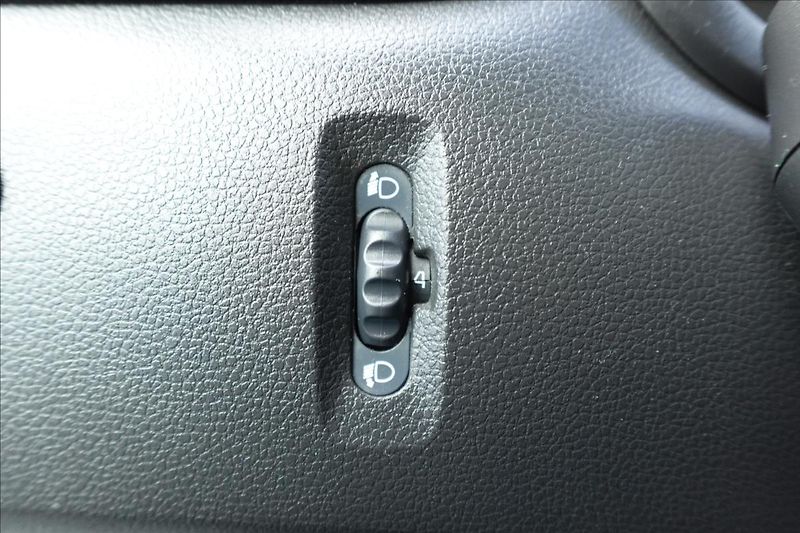 Renault Master 2,3 DCI  SKŘÍŇ CHLAĎÁK KLIMA - fotka 18 z 28