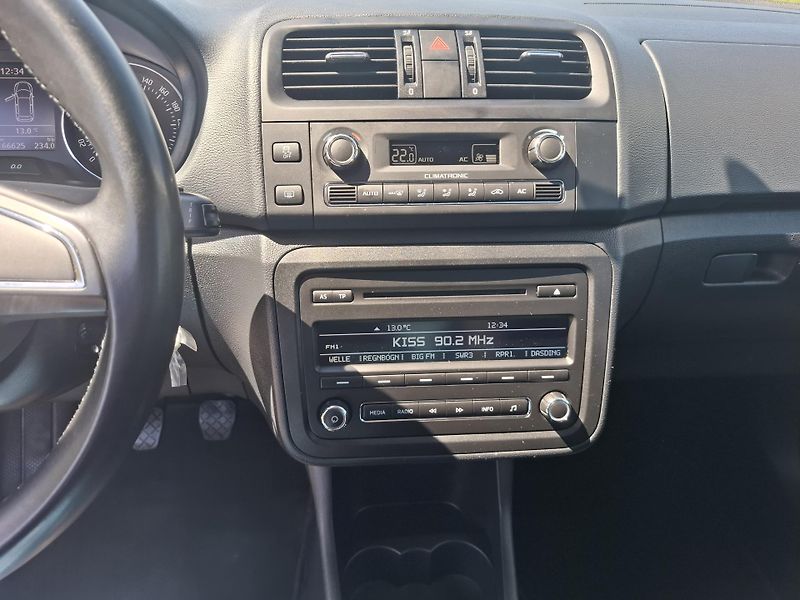 Škoda Fabia (2014) II kombi 1.2TSi 77kW,aut.klim - fotka 12 z 17