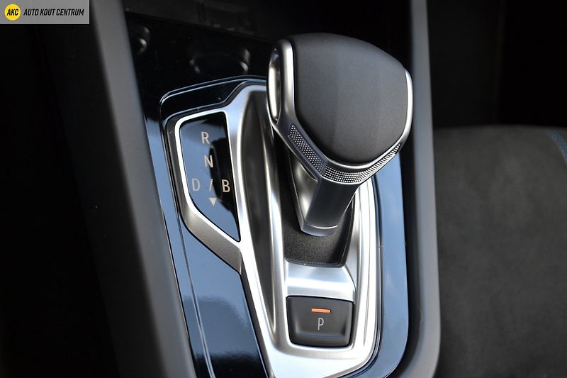 Renault Arkana ESPRIT ALPINE  E-Tech FULL HYB - fotka 32 z 53